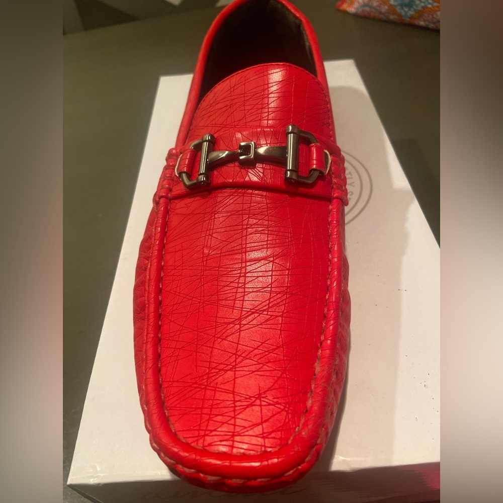Dress shoes